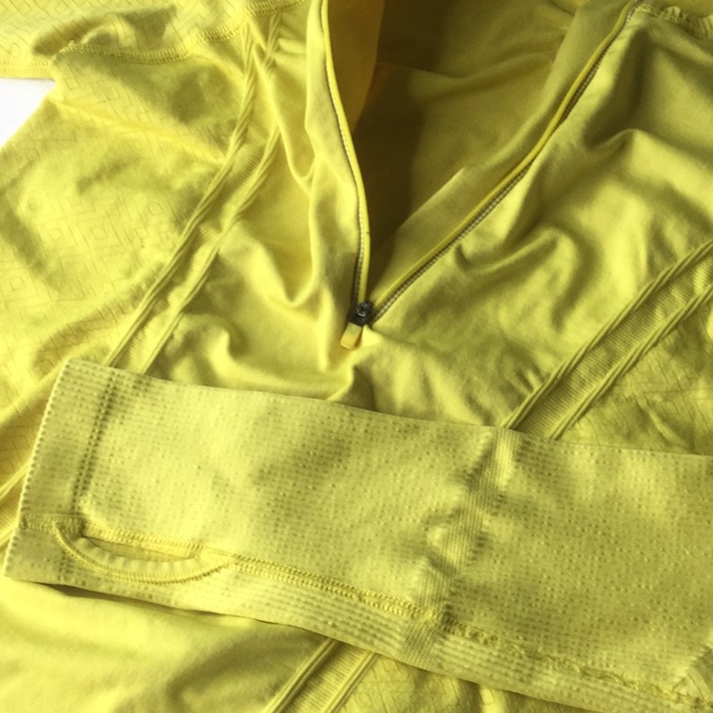 Athleta Tech Half Zip Pullover Spandex/Nylon - image 3